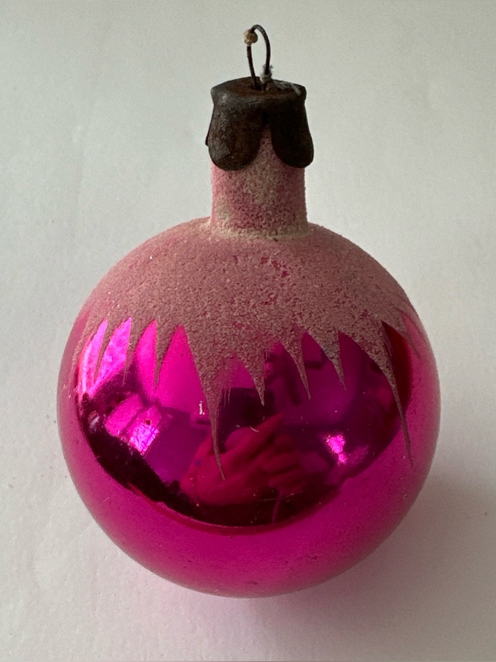 VINTAGE RUSSIAN FUCHSIA MICA CHRISTMAS ORNAMENT